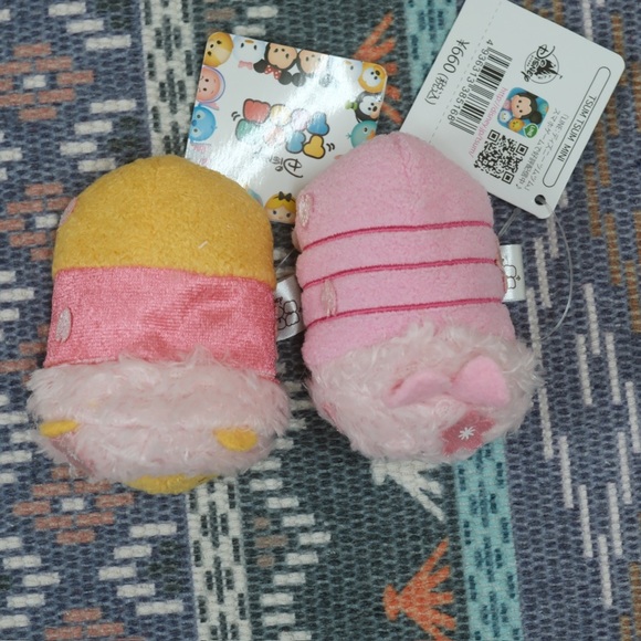 Disney Store Japan 2021 SAKURA TSUM TSUM Pooh & Piglet Set - NEW - Picture 4 of 6
